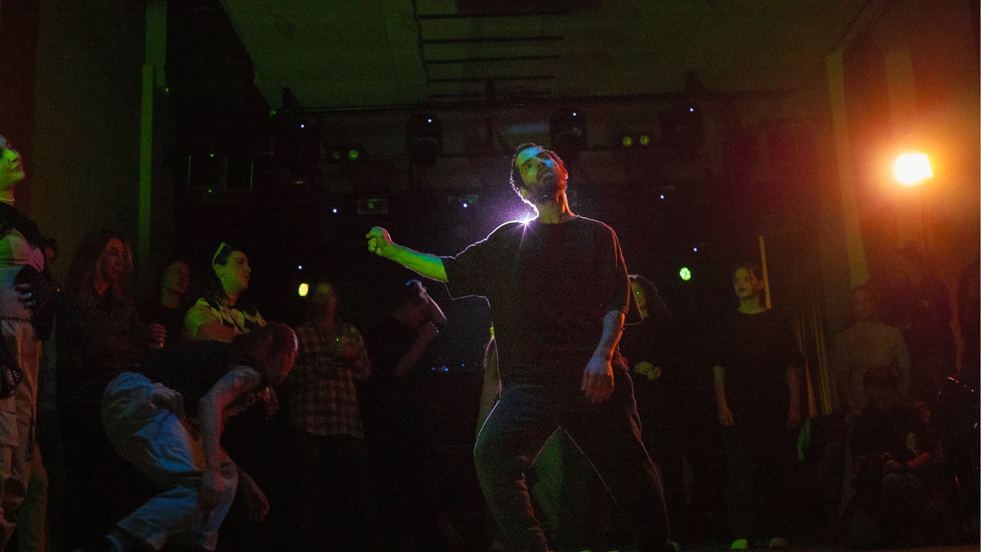 ONE LIGHT PERFORMANCE JAM gallery 1